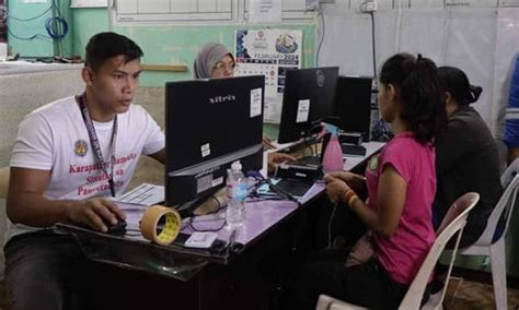 comelec office davao city|‘Register anywhere’ program simplifies voter registration.